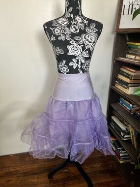 Grace Karin Lavender Layered Tulle petticoat